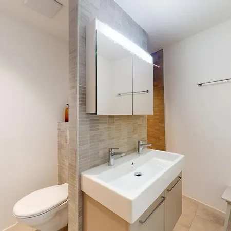 شقة Beautiful In The Heart Of The Old سيون